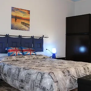 Guest house 4u Self Check In, Alghero